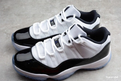Hyperoad JORDAN LOW AIR BLACK RETRO MENS 11  WHITE 